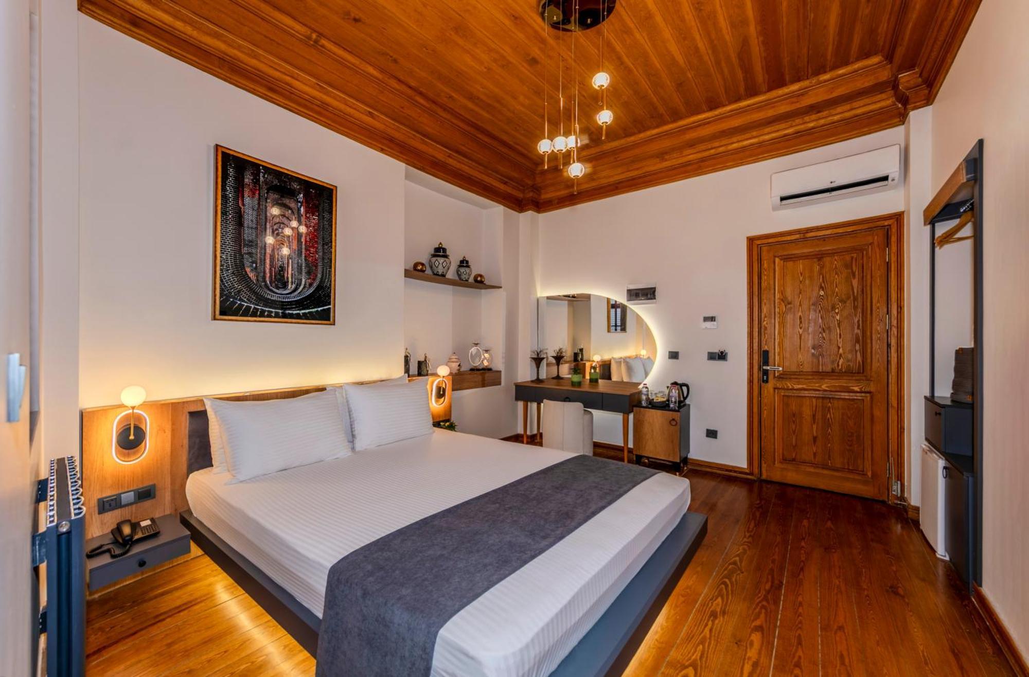 Elmira Pera Hotel & Spa - Special Class Isztambul Kültér fotó