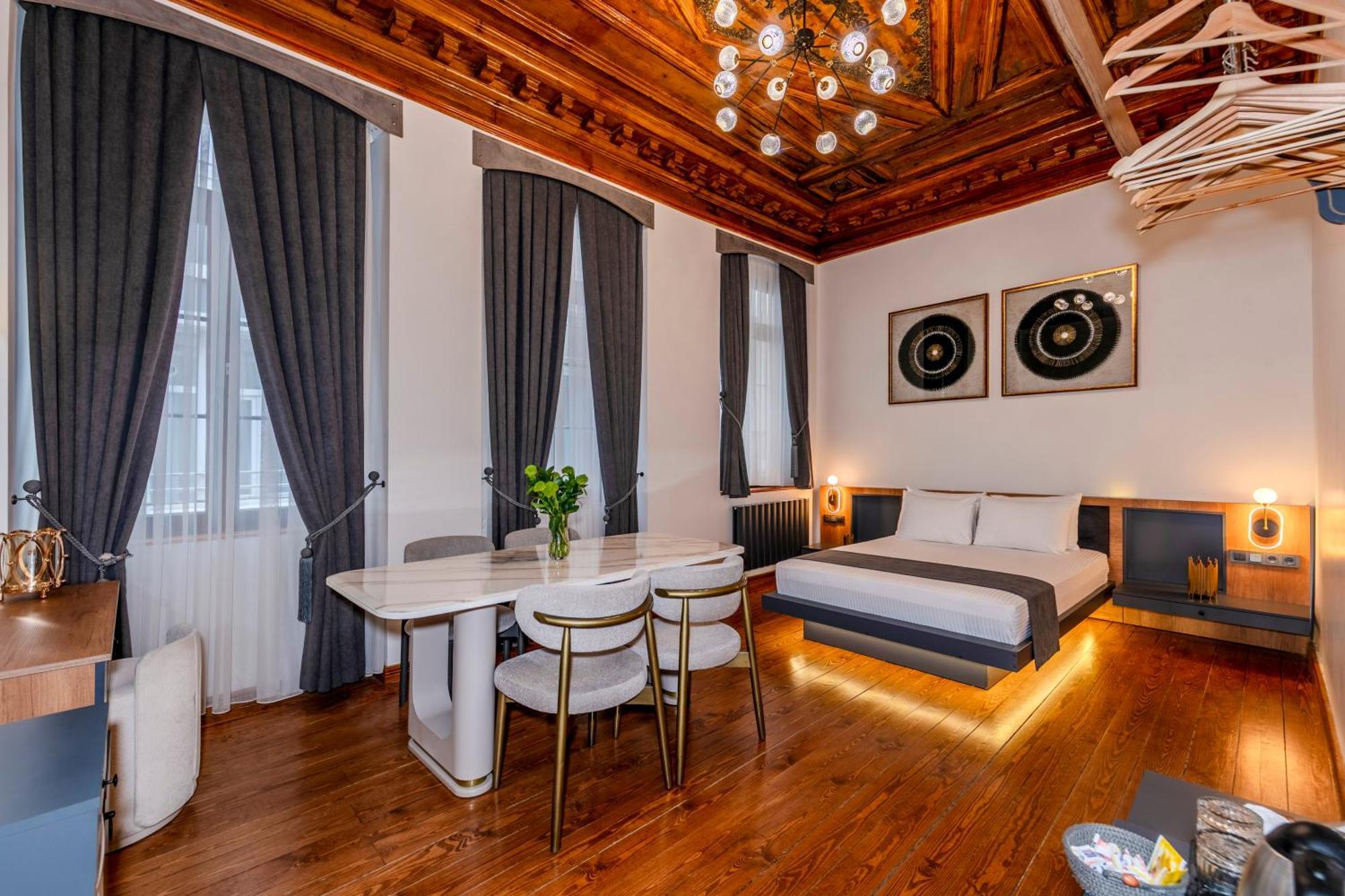 Elmira Pera Hotel & Spa - Special Class Isztambul Kültér fotó