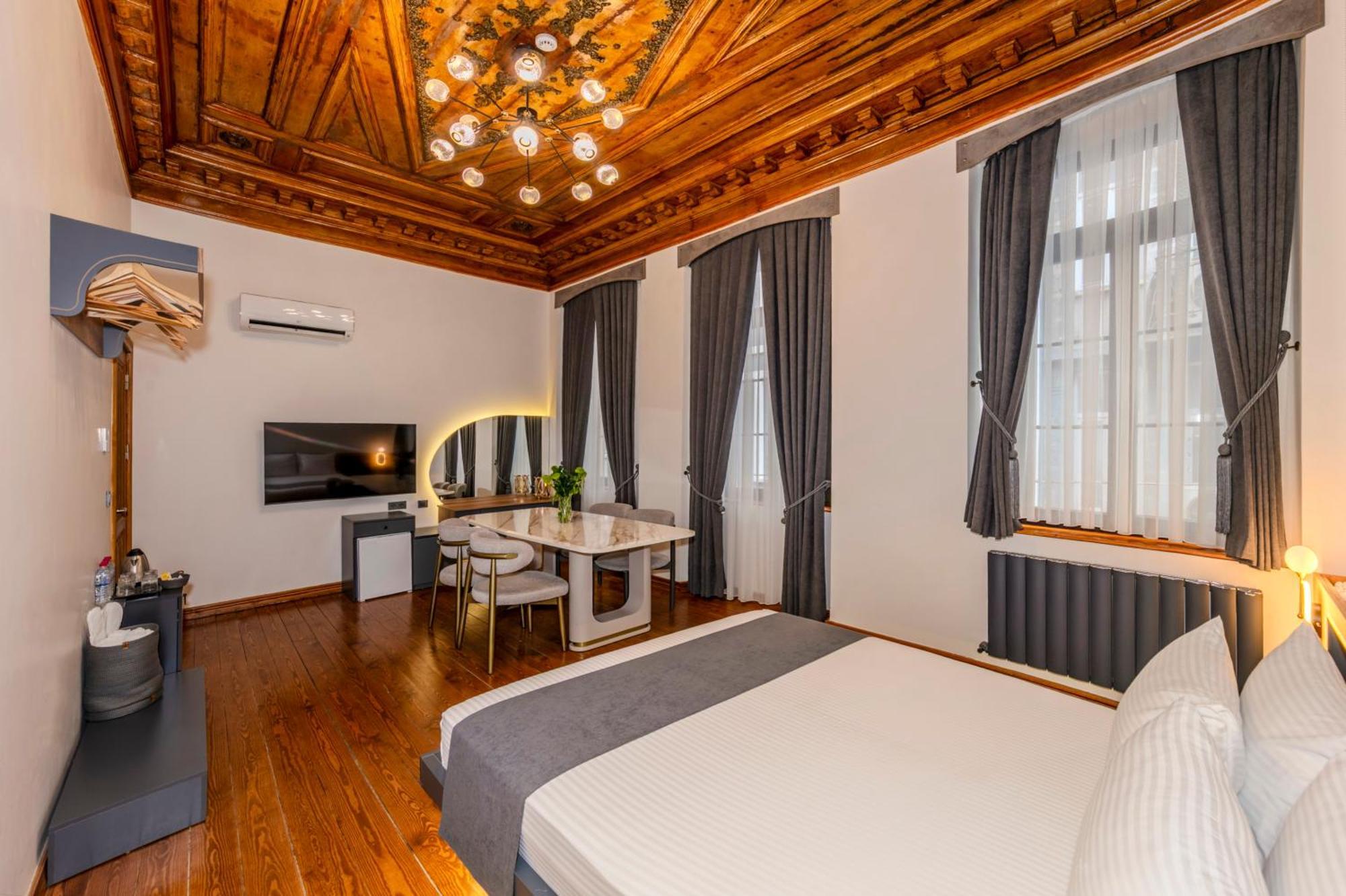 Elmira Pera Hotel & Spa - Special Class Isztambul Kültér fotó